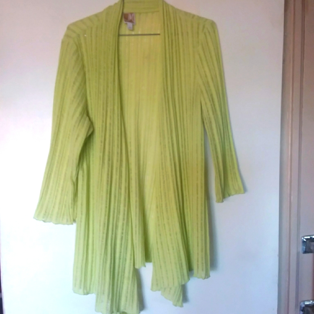 JM COLLECTION top/throw in size large.
